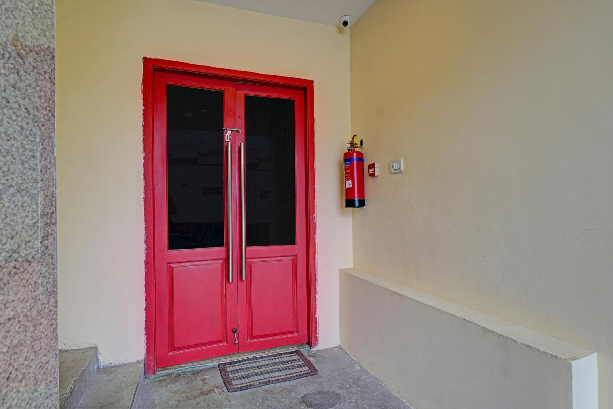 Super Townhouse Ramamurthy Nagar Formerly Navya International Bangalore Exterior foto