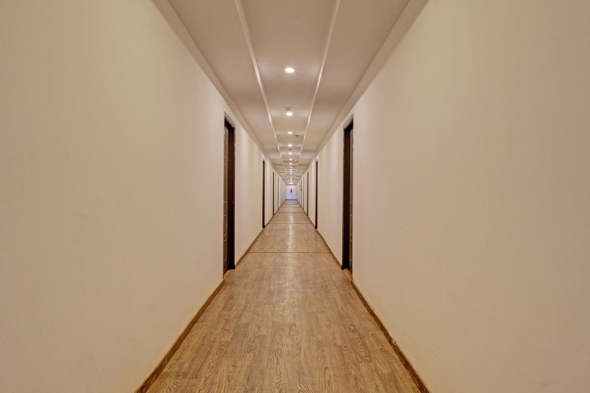 Super Townhouse Ramamurthy Nagar Formerly Navya International Bangalore Exterior foto