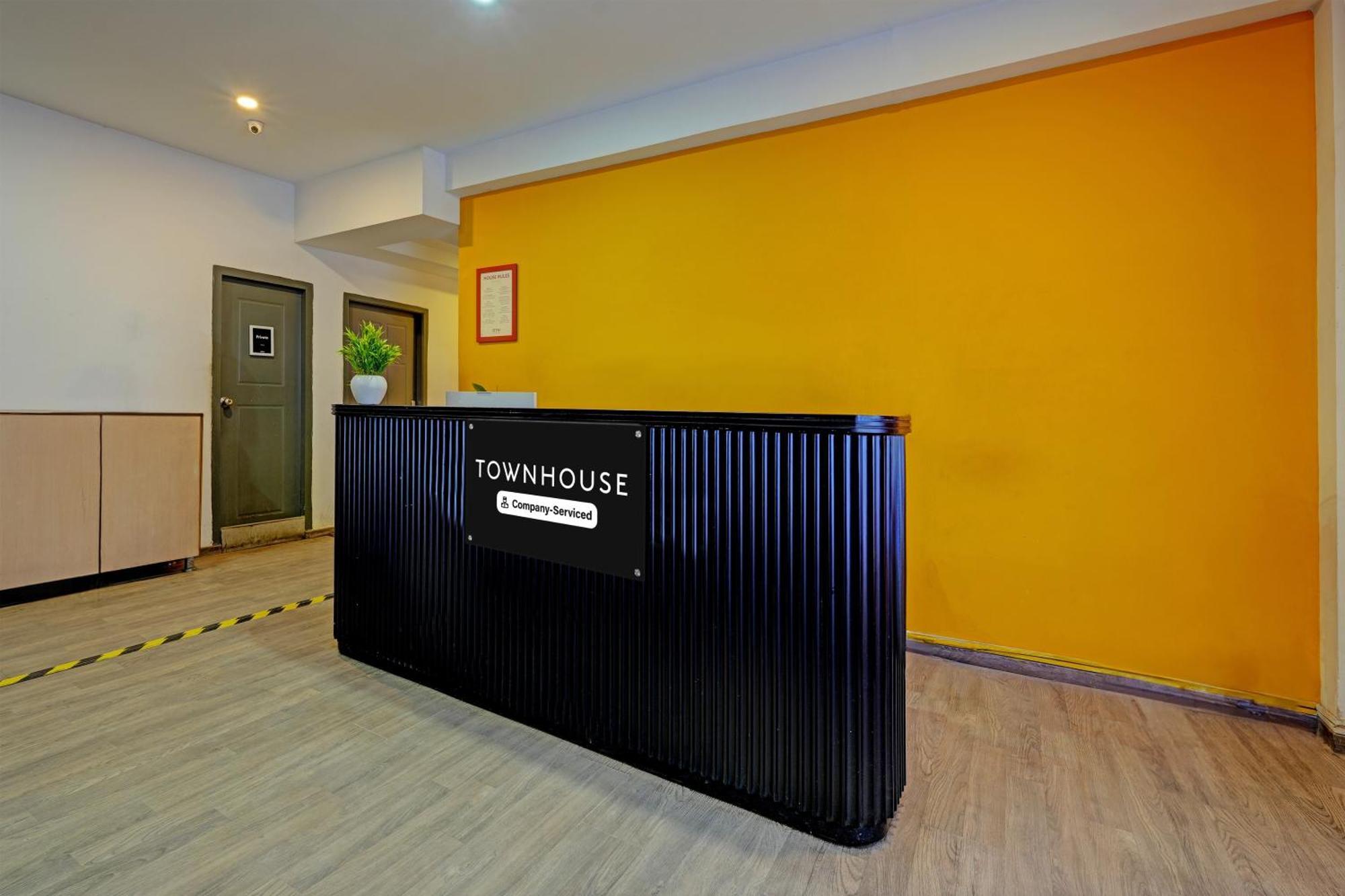 Super Townhouse Ramamurthy Nagar Formerly Navya International Bangalore Exterior foto