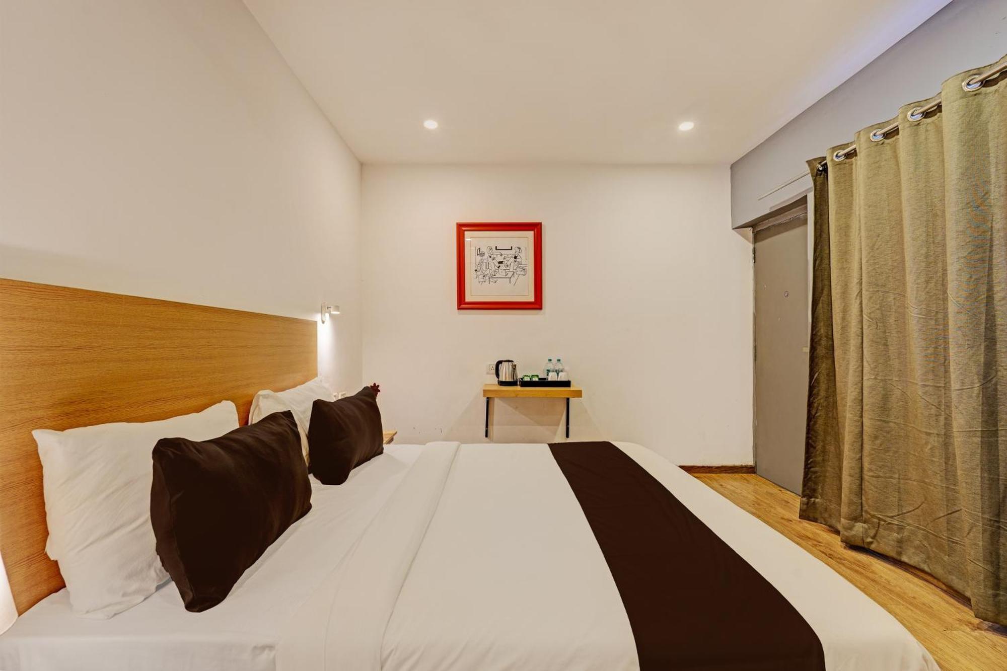 Super Townhouse Ramamurthy Nagar Formerly Navya International Bangalore Exterior foto