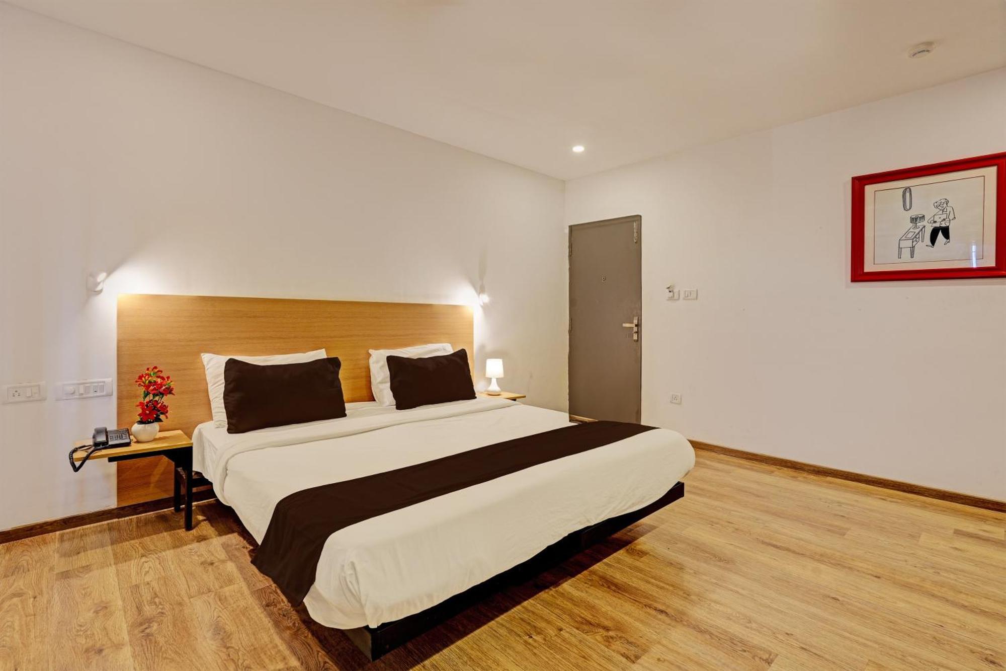 Super Townhouse Ramamurthy Nagar Formerly Navya International Bangalore Exterior foto